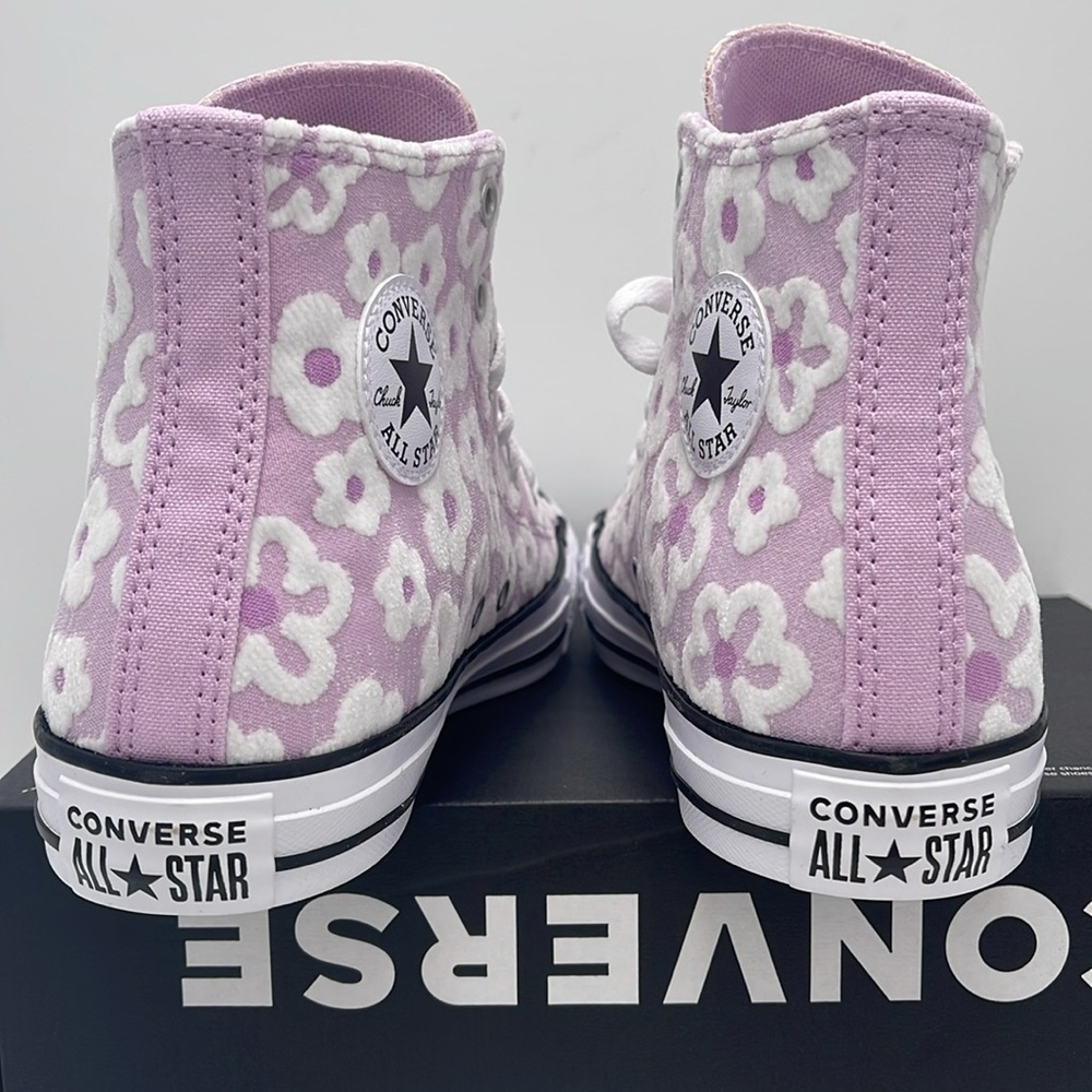 Converse WMNS A08118F
CTAS HI
STARDUST LILAC/GRAPE FIZZ.Sneakers Chuck Taylor Al - Picture 13 of 16